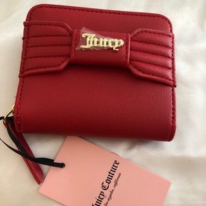 Juicy Couture Scarlet Red Faux Leather Pretty Bow Small Zip Around Wallet NWT